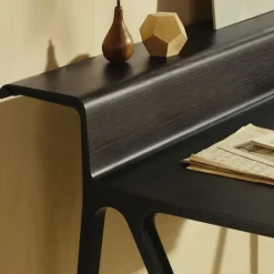 Courier skrivebord dark oak