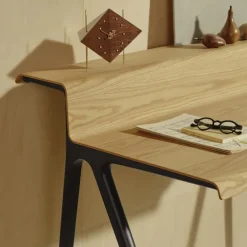 Courier skrivebord light oak