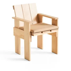 Crate pute utestol