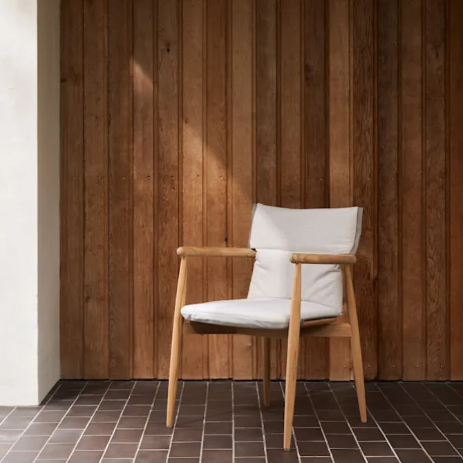 E008 Embrace Outdoor Dining Chair Cushion