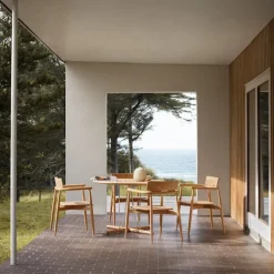 E022 Embrace Outdoor Series Table Ø 140 Cm, Ubehandlet teak
