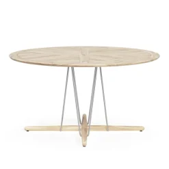 E022 Embrace Outdoor Series Table Ø 140 Cm, Ubehandlet teak