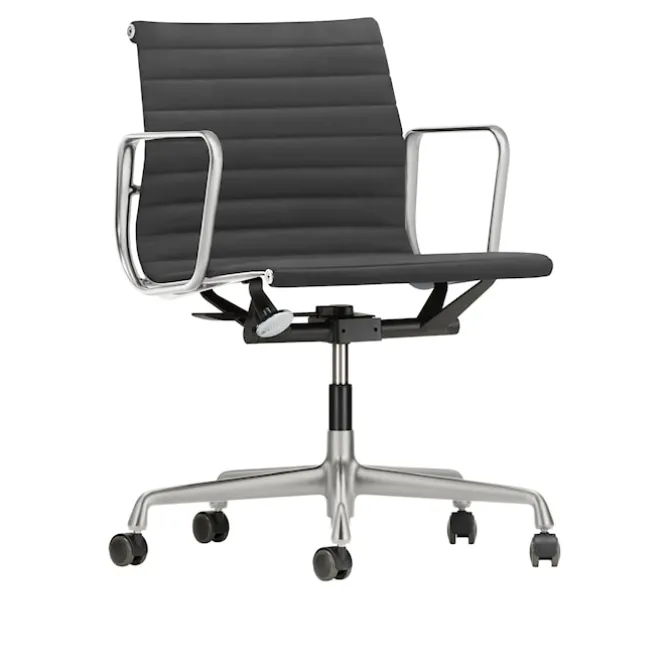 EA 117 skrivebordsstol Polished