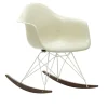 Eames Fiberglass Armchair RAR gyngestol White/Dark Maple