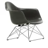 Eames Fiberglass Armchair LAR lenestol Chrome
