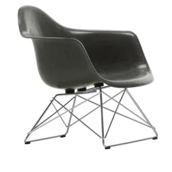 Eames Fiberglass Armchair LAR lenestol Chrome