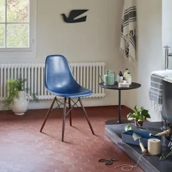 Eames Fiberglass Chair DSW stol Ash Honey Tone