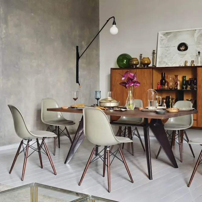 Eames Fiberglass Chair DSW stol Ash Honey Tone