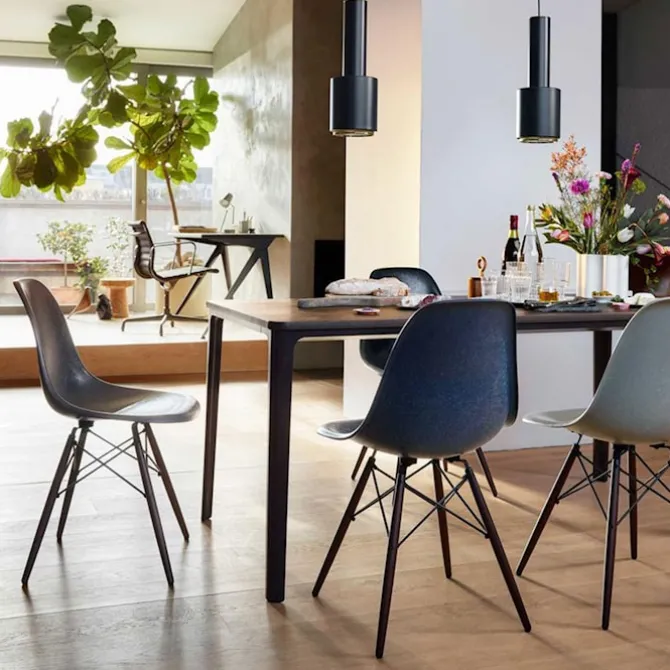 Eames Fiberglass Chair DSW stol Ash Honey Tone