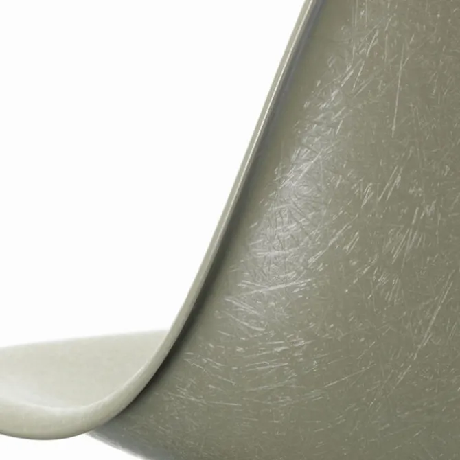 Eames Fiberglass Chair DSW stol Dark Maple