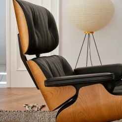 Eames Lounge Chair Black-pigmented Walnut Polished/Black lenestol