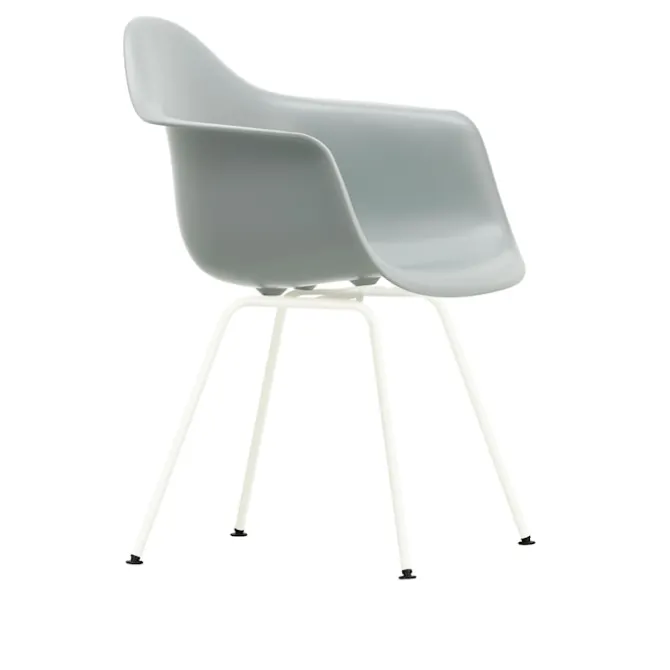 Eames RE Plastic Armchair DAX spisestuestol White