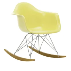 Eames RE Plastic Armchair RAR gyngestol Chrome/Golden Maple