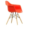 Eames RE Plastic Armchair DAW spisestuestol Golden Maple