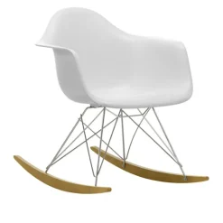 Eames RE Plastic Armchair RAR gyngestol Chrome/Golden Maple