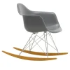 Eames RE Plastic Armchair RAR gyngestol Chrome/Golden Maple