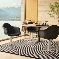 Eames RE Plastic Armchair DAL konferansestol