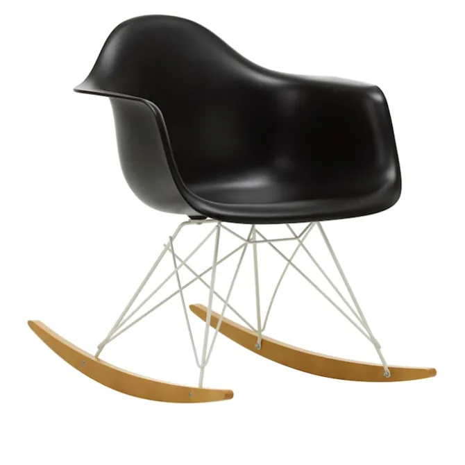 Eames RE Plastic Armchair RAR gyngestol White/Golden Maple