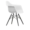 Eames RE Plastic Armchair DAW spisestuestol Black Maple