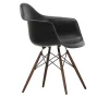 Eames RE Plastic Armchair DAW spisestuestol Dark Maple