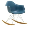 Eames RE Plastic Armchair RAR gyngestol White/Golden Maple