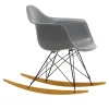 Eames RE Plastic Armchair RAR gyngestol Basic Dark/Golden Maple