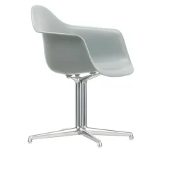 Eames RE Plastic Armchair DAL konferansestol