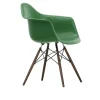 Eames RE Plastic Armchair DAW spisestuestol Dark Maple