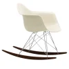 Eames RE Plastic Armchair RAR gyngestol Chrome/Dark Maple