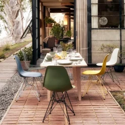 Eames RE Plastic Chair DSR stol Basic Dark