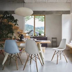 Eames RE Plastic Chair DSW stol Ash Honey Tone