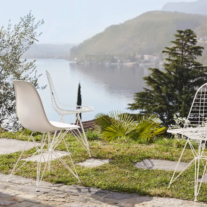 Eames RE Plastic Chair DSR stol White
