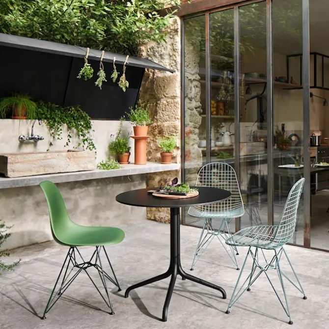 Eames RE Plastic Chair DSR stol White