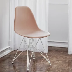 Eames RE Plastic Chair DSR stol White