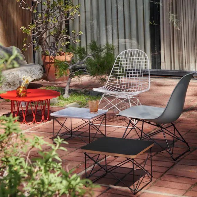 Eames RE Plastic Side Chair LSR stol Hvit