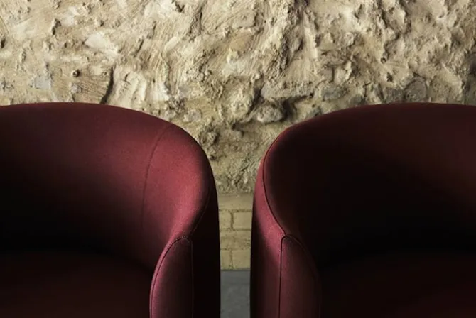 Era Armchair