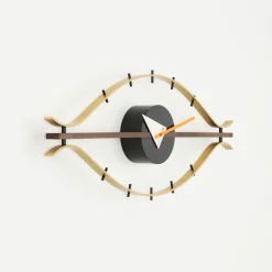 Eye veggklokke