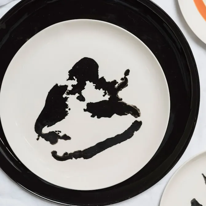 Feast Plate - White Pepper Black