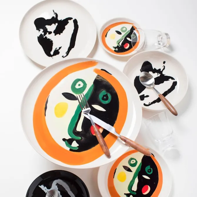 Feast Plate - White Pepper Black
