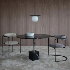 FF Chair Rounded Black Legs
