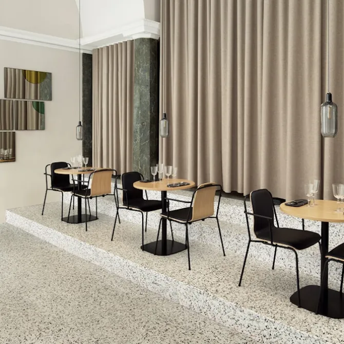 Form Café Table Ø60 cm