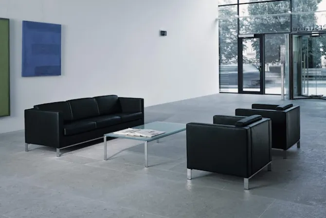 Foster 500 Armchair