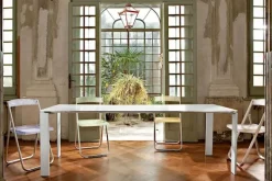Four Table
