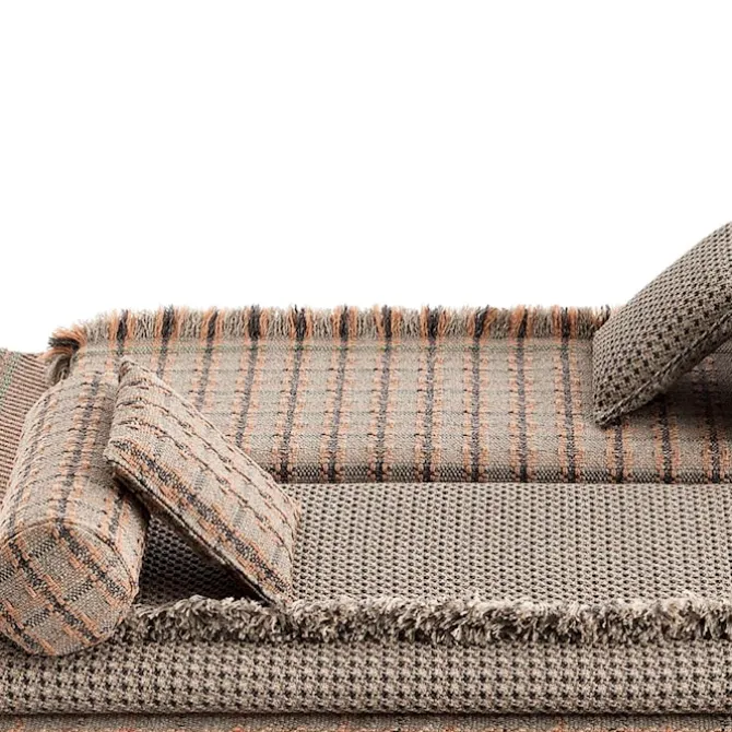 Garden Layers Small Roll - Checks Terracotta