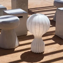 Gatto Table Lamp