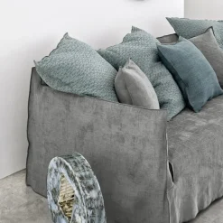 Ghost 112 Sofa