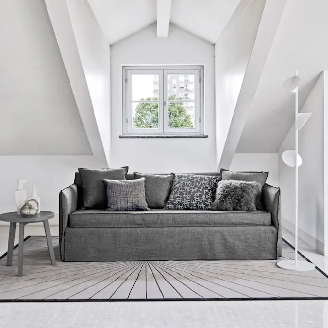 Ghost 15 Sofa-bed