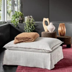 Ghost 06P Ottoman