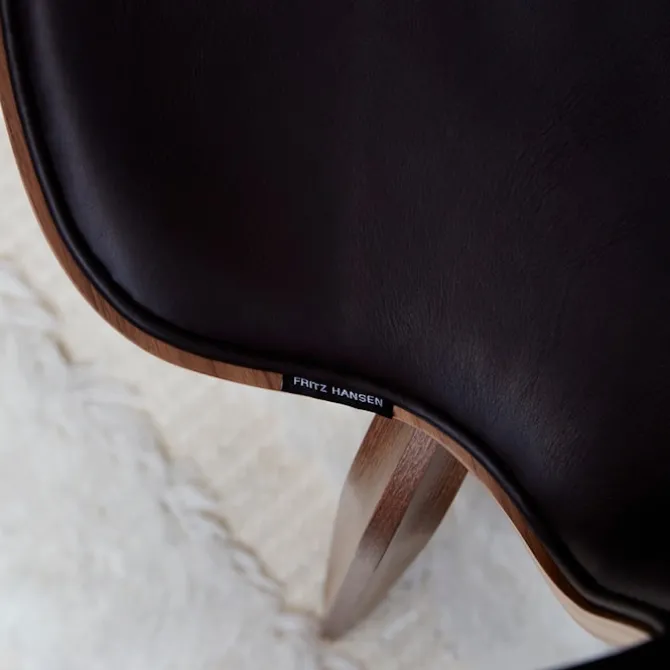Grand Prix Exclusive Edition Walnut/Dark Brown