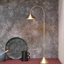Grasp Bærbar Lampe 72 cm